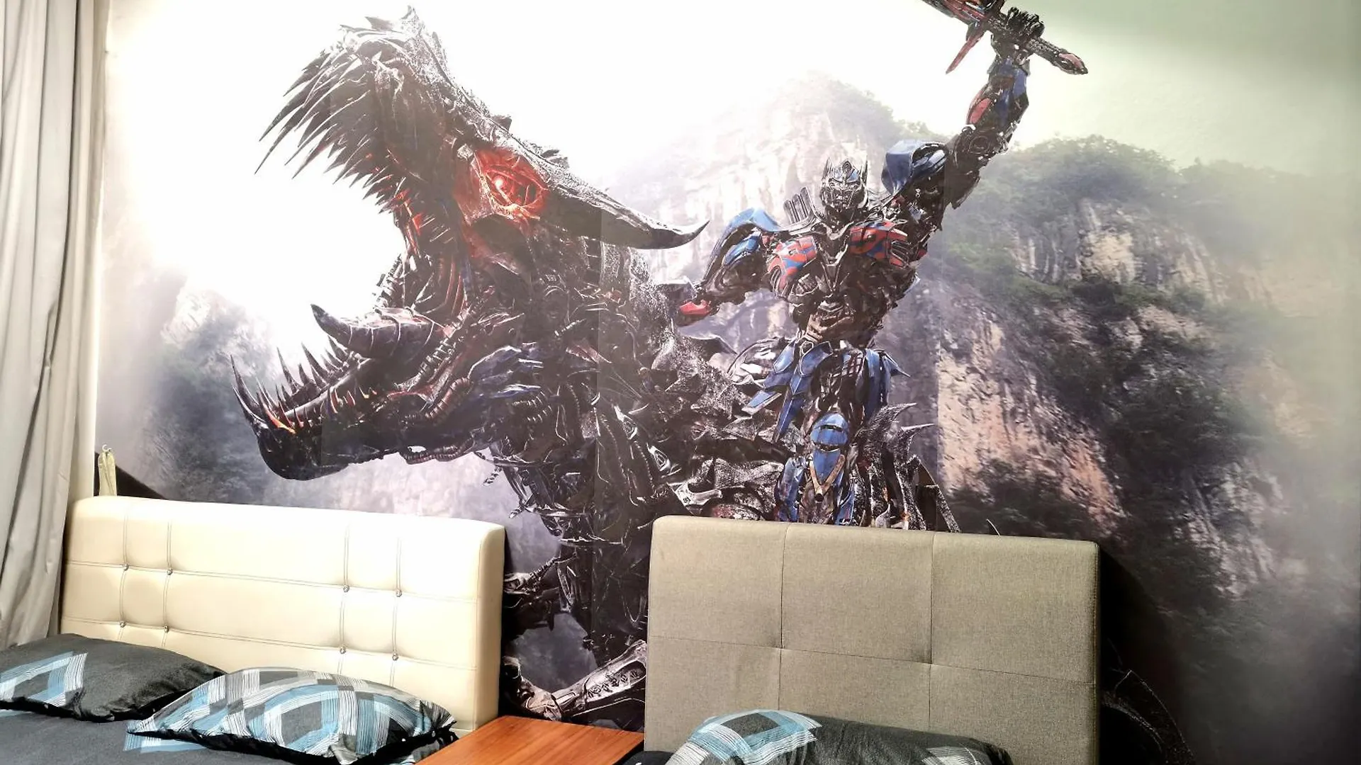 Klcc Transformers Homestay 10Pax Kuala Lumpur Apartment